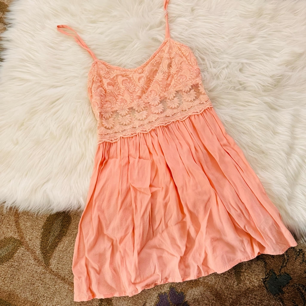 Topshop Petite Floral Lace Summer Dress. - Picture 3 of 4